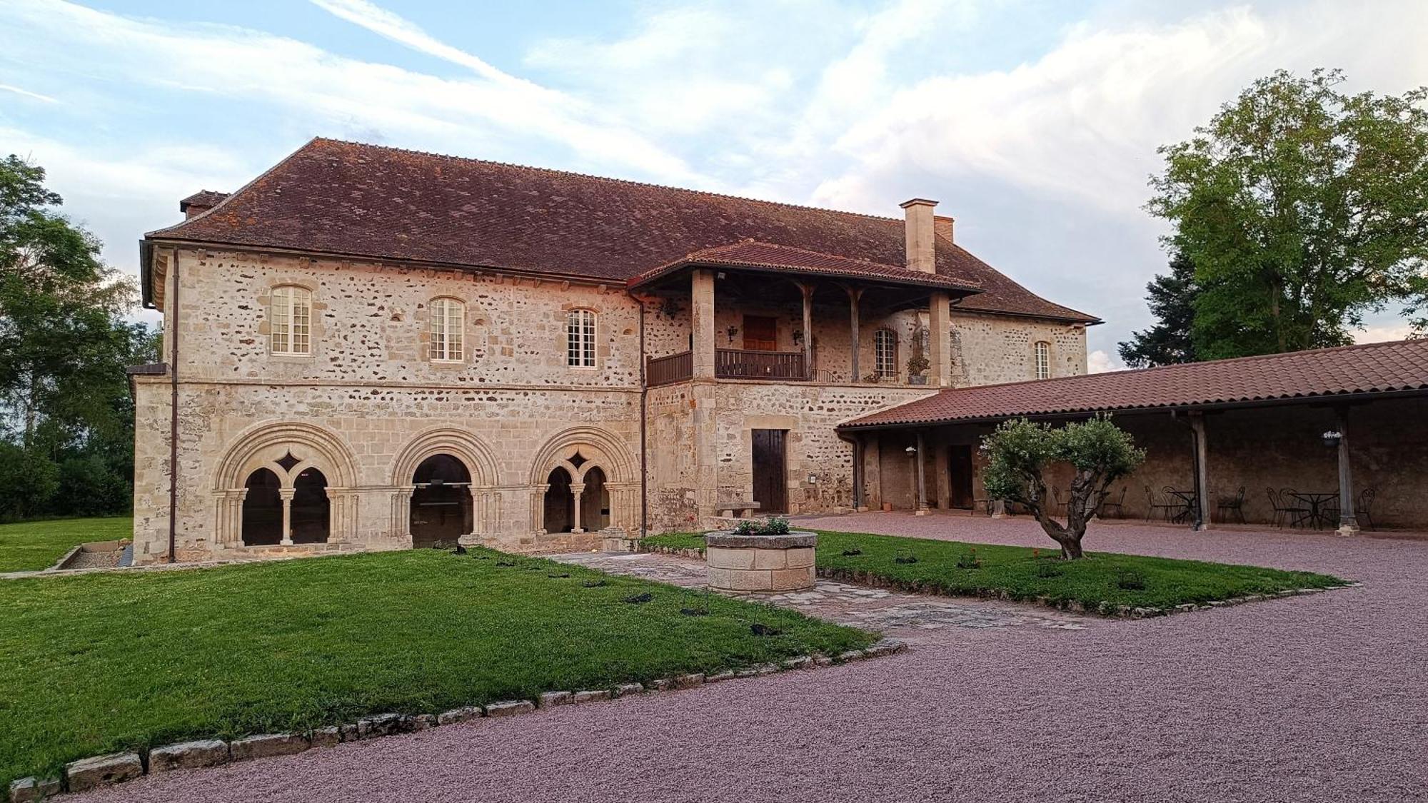 Abbaye Saint Gilbert Bed and Breakfast Eksteriør billede